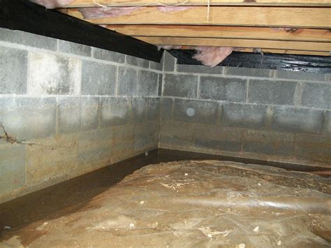 crawl space flooding