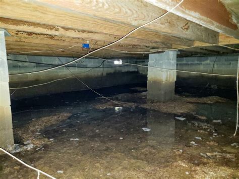 crawl space water