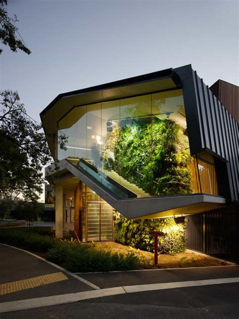 Exploring the Latest Trends in Green Home Design